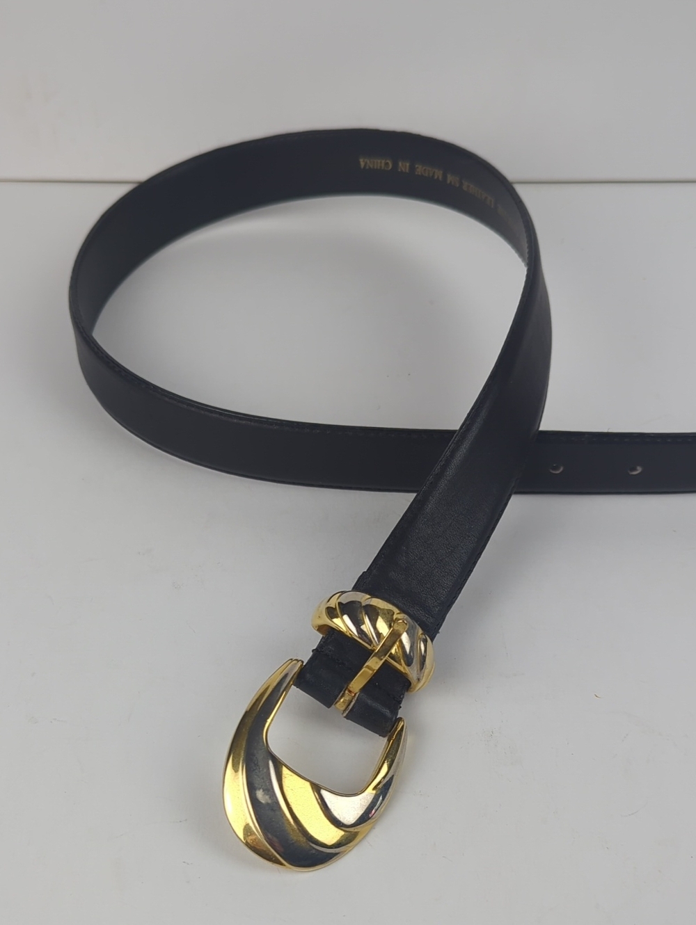 MILOR Women's Classic Black Genuine Leather Belt Gold-Tone Buckle